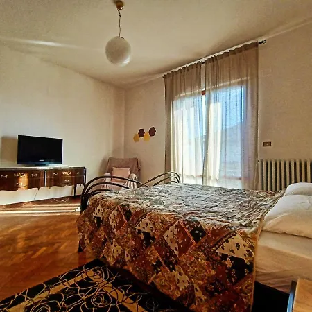 Hexagon House Colonnella
